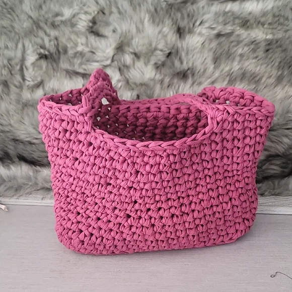 Handcrafted Pink Woven Tote Bag - Picture 7 of 14
